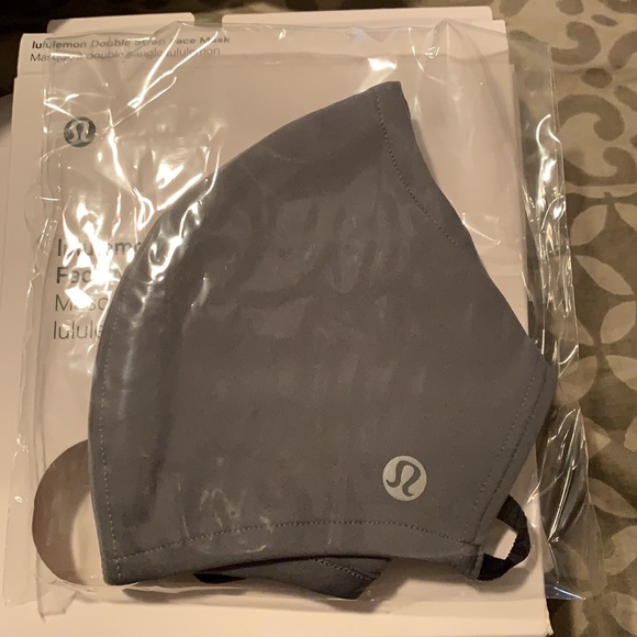 Lululemon Face Mask - Picture 2 of 3